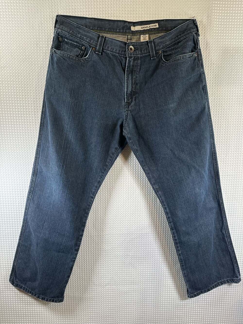 DKNY Jeans Men's Soho Relaxed Fit Jeans Medium Dark Wash
